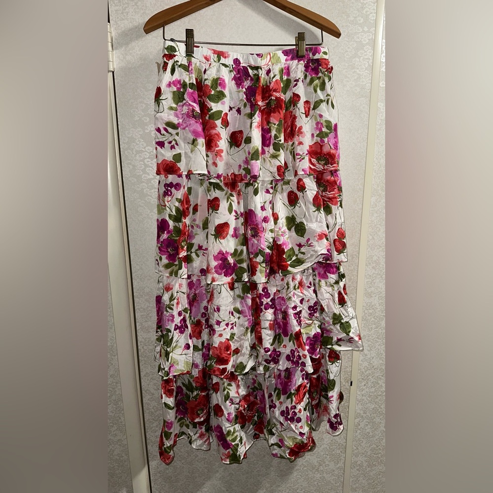 Abercrombie & Fitch TALL Floral Tiered Maxi Skirt